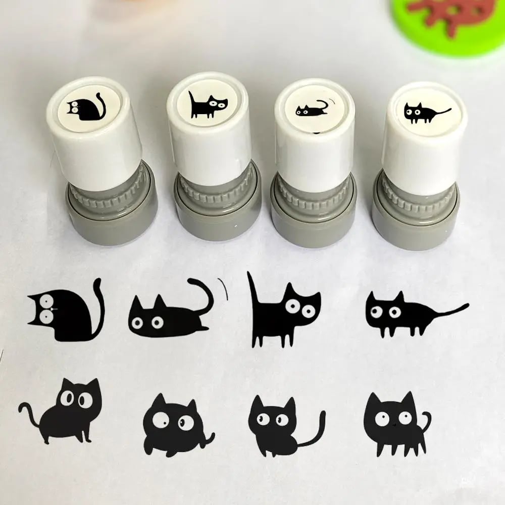 Cat Pattern Stamp,4  Counts/set Round Self-inking Stamp